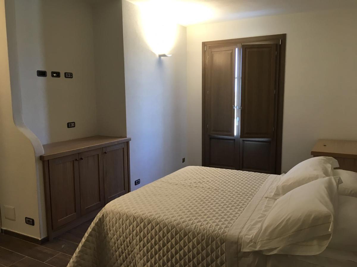 סורסו Serra Niedda Resort & Agriturismo מראה חיצוני תמונה